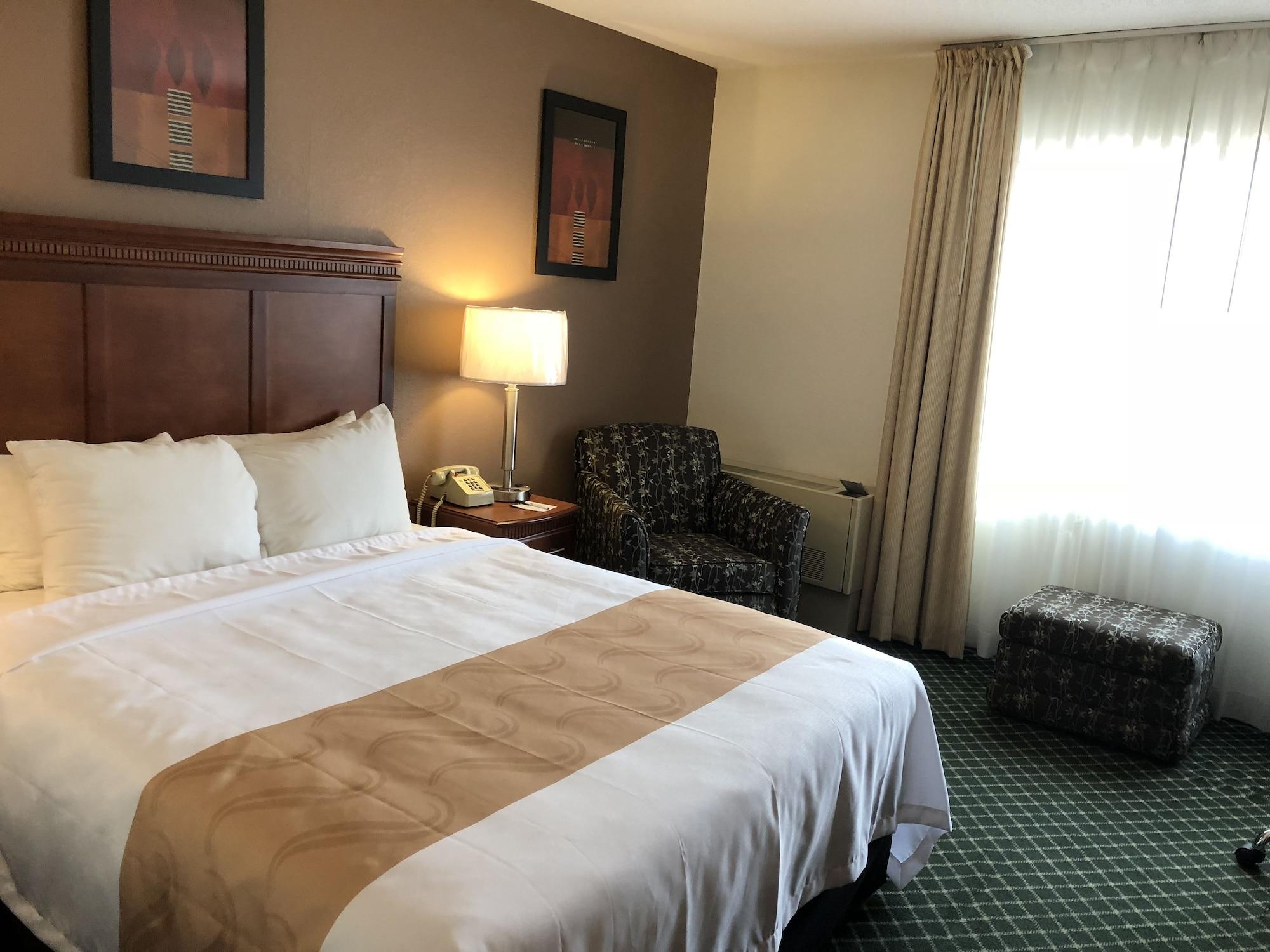 Quality Inn Colchester - Берлингтон Экстерьер фото