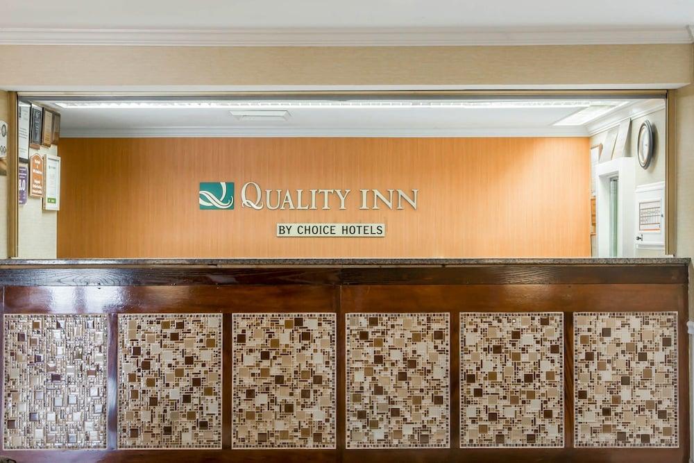 Quality Inn Colchester - Берлингтон Экстерьер фото