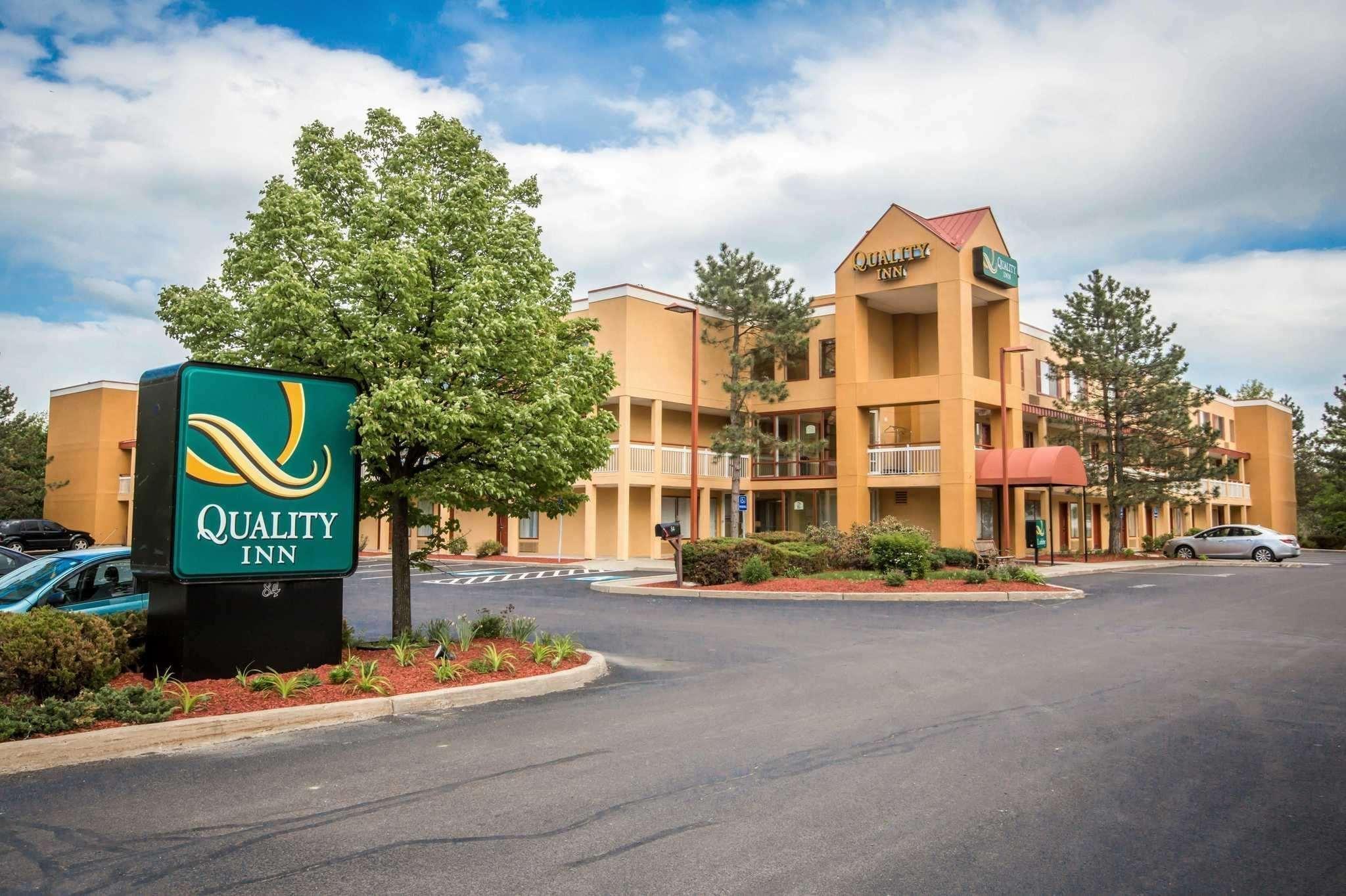 Quality Inn Colchester - Берлингтон Экстерьер фото