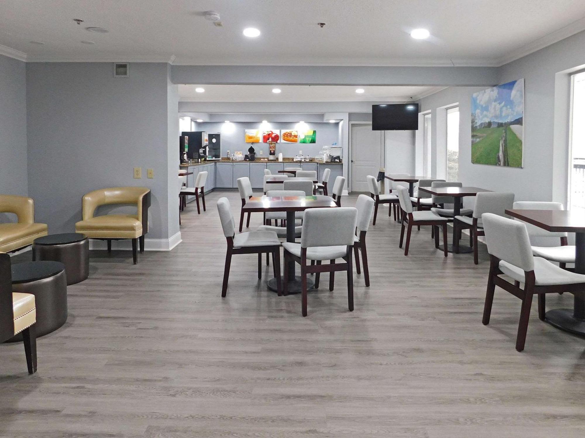 Quality Inn Colchester - Берлингтон Экстерьер фото