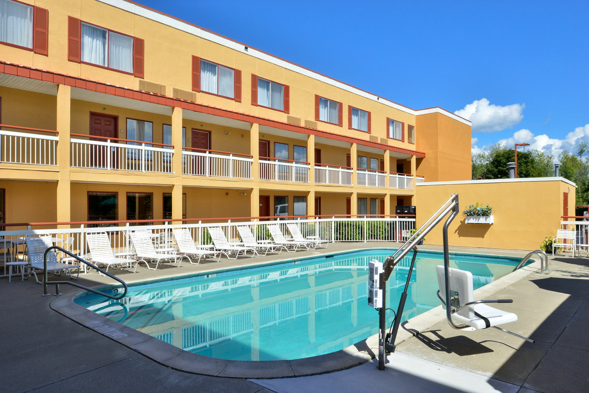Quality Inn Colchester - Берлингтон Экстерьер фото
